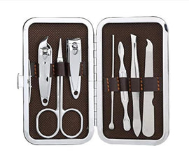 Manicure Grooming Kit In Hard Cover Set Of 7 with Clipper